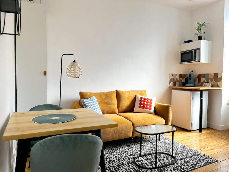 Le Diptik - T2 Hyper Centre - Proche Gare - Fibre - Netflix Apartment Châteauroux Exterior photo